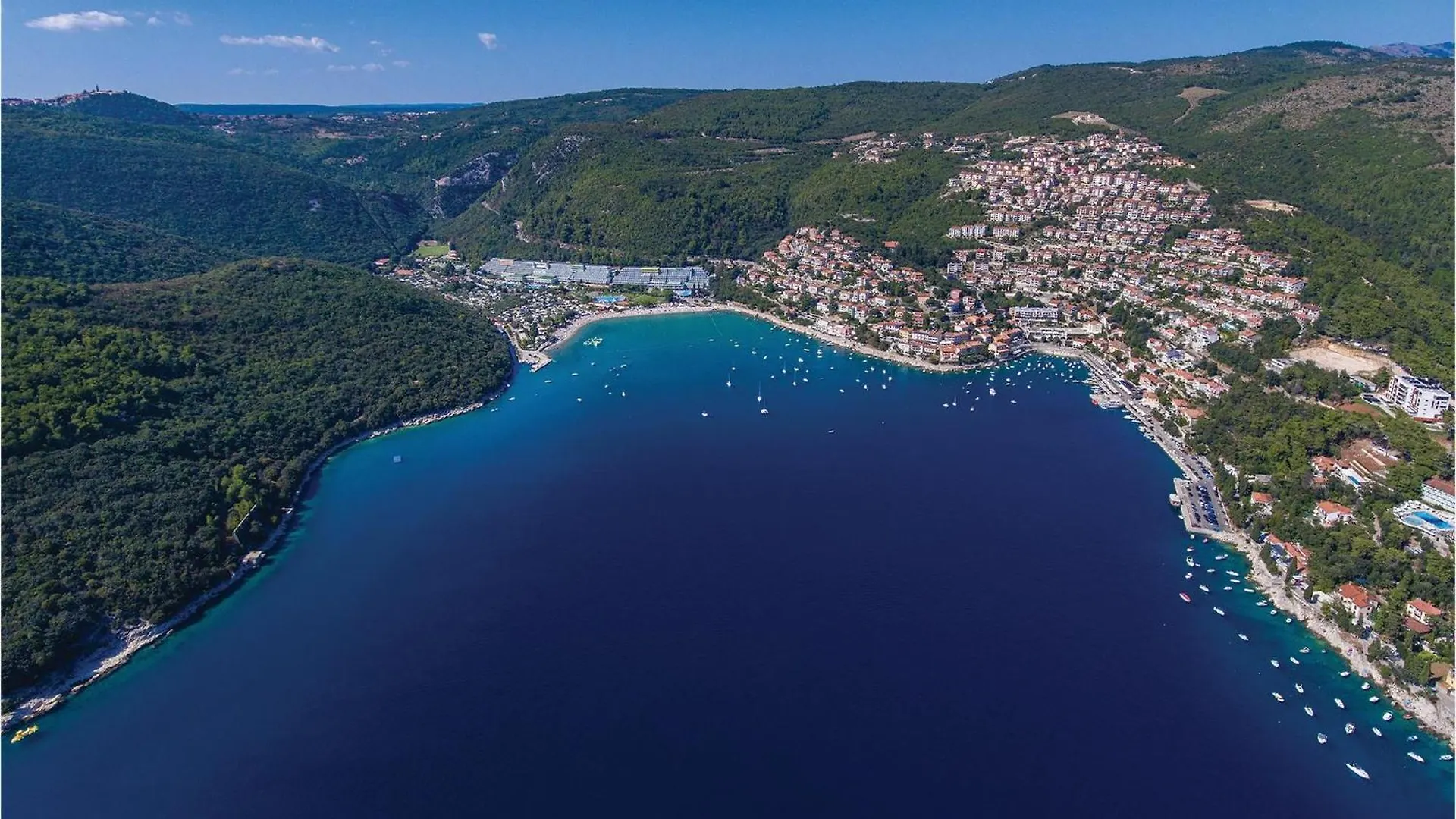 Lovely Apartment In Koromacno With House Sea View Κροατία
